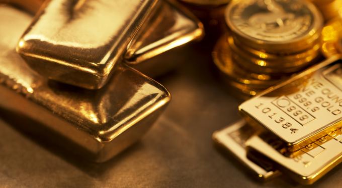 UBS Asks, 'Is Gold Ignoring Greece?'