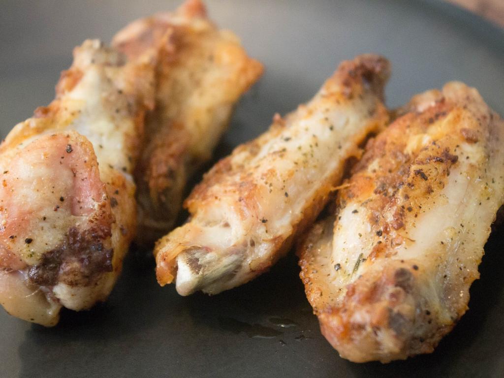 Glass Lewis recommends Buffalo Wild Wings' board nominees