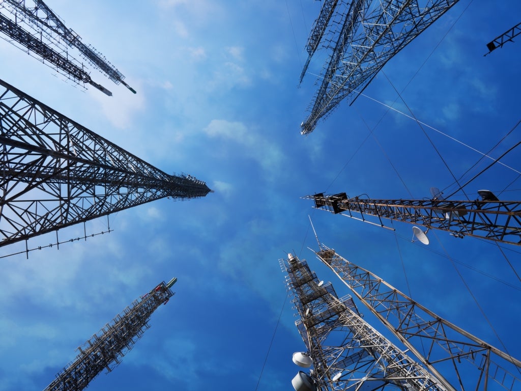 Don't Overlook the Cell Tower Stocks