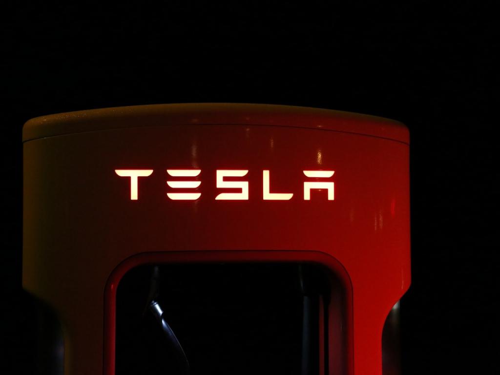 Tesla (NASDAQ: TSLA) Reigns Supreme In Electric Vehicle Space, But Ford (NYSE: F) And ...1024 x 768